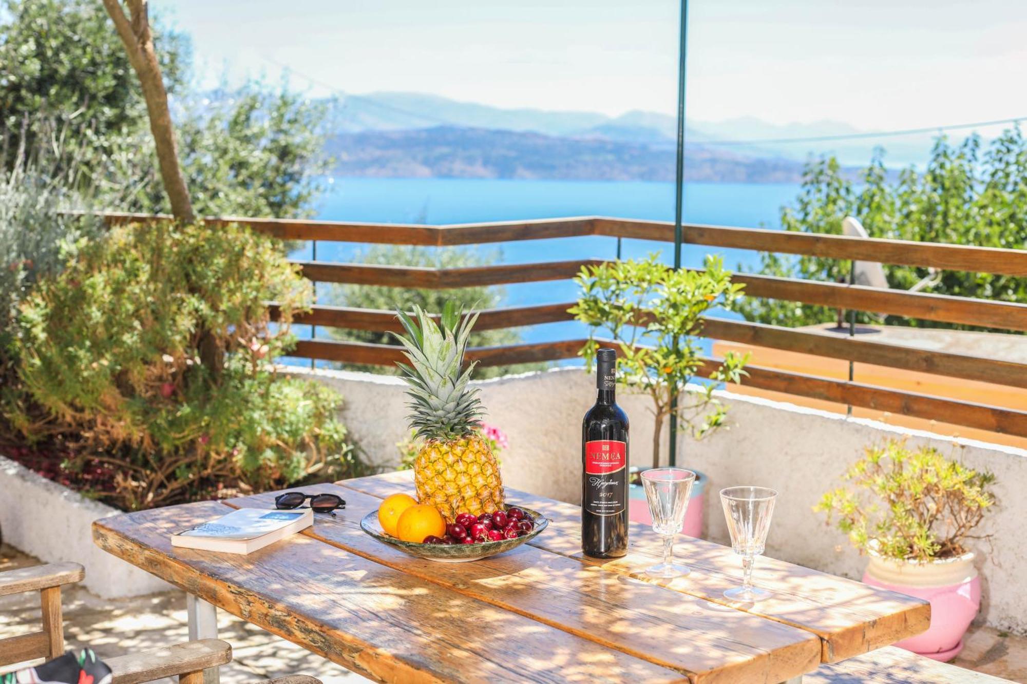 Ferienwohnung Joannas Sea-View Stone House Katávolos Exterior foto